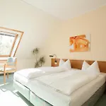 ホテル Apart Hotel Gera ゲーラ