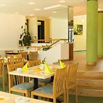 ホテル Apart Hotel Gera 3*