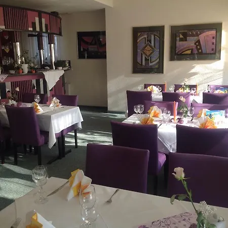 Apart Hotel Gera 3*