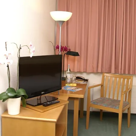 Apart Hotel Gera 3* ゲーラ